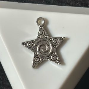 Silver filigree, Star Charm for bracelets necklaces or earrings Avery